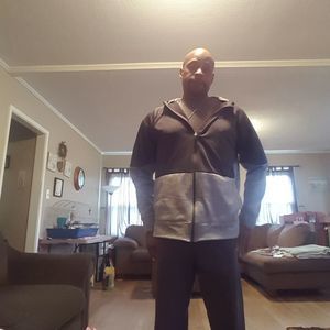 Meet your Posher, Louis